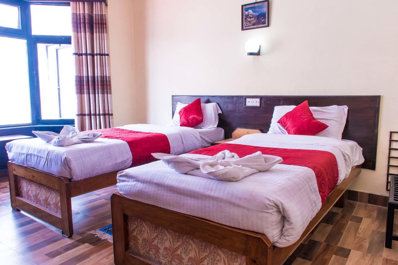 Hotel Meera Покхара Экстерьер фото